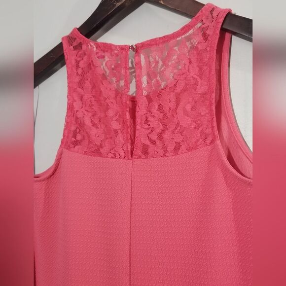 Candies (s) hot pink lace back dress - Picture 3 of 3